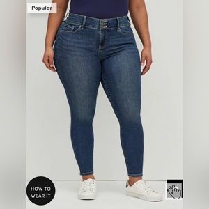 Torrid size 22R JEGGING SKINNY SUPER SOFT HIGH-RISE JEAN